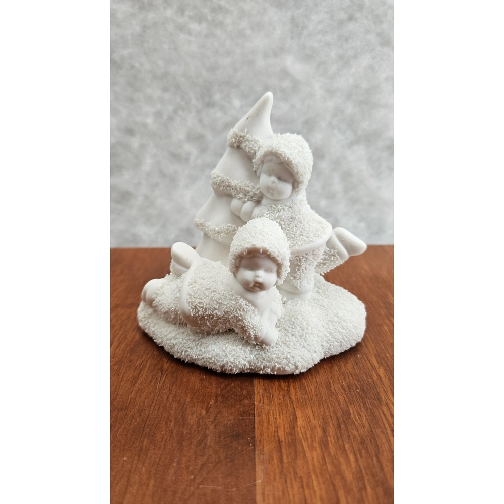Bisque Babies Playing By Christmas Tree Small Figurine Sparkly Vintage‎ 398